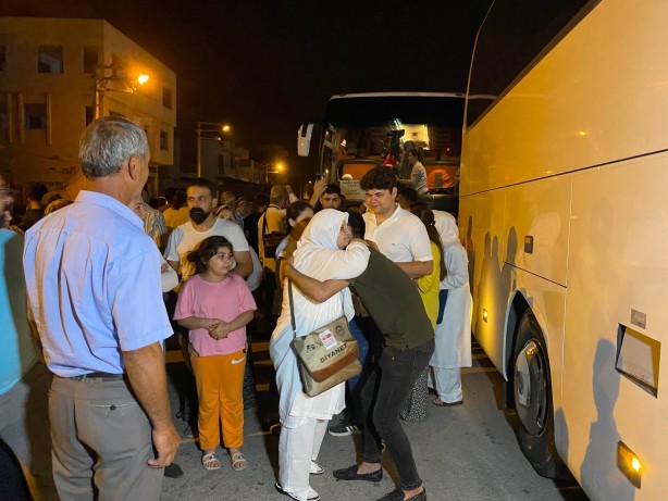 Foto - Deprem bölgesi Osmaniye’de hac kafilesi dualarla uğurlandı