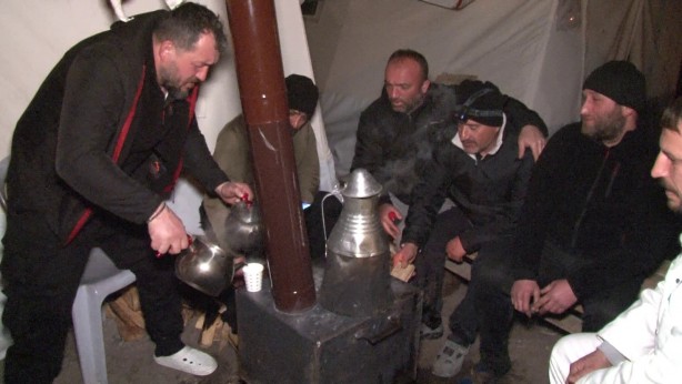 Foto - Deprem bölgesinde baba olacağının haberini alan madenci: "Buruk bir sevinç yaşadım"