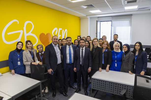 Foto - Deprem bölgesinde istihdama destek! Turkcell Hatay’da Çağrı ve Mesleki Eğitim Merkezi’ni açtı!