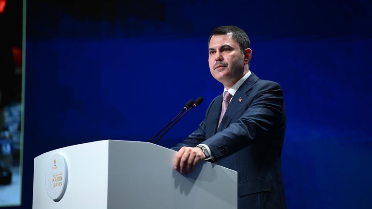 Deprem bölgesinde saat başı yeni bir yuva yükseliyor! Bakan Kurum rakamları açıkladı, Türkiye konut atağında vites büyüttü!