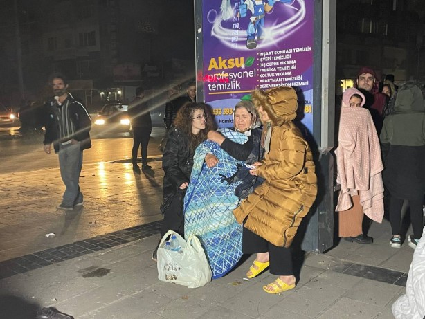 Foto - Deprem bölgesinden yeni görüntüler geldi