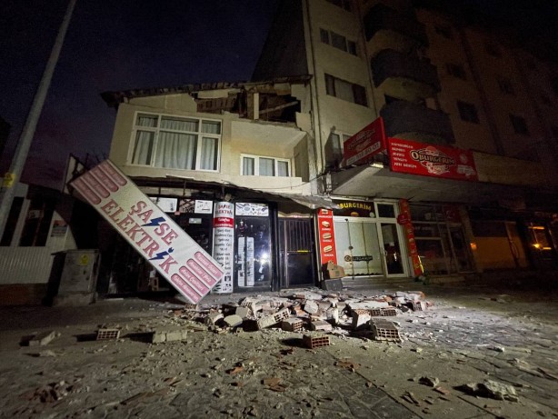 Foto - Deprem bölgesinden yeni görüntüler geldi