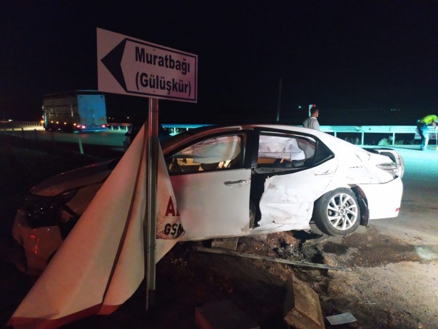 Foto - Deprem bölgesine giderken kazaya müdahale ettiler: 6 yaralı