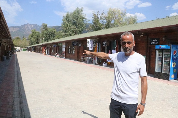 Foto - Deprem çarşısında hayat mücadelesi