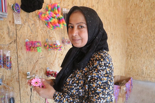 Foto - Deprem çarşısında hayat mücadelesi