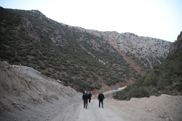 Foto - Deprem dağları birleştirdi doğal göl oluştu