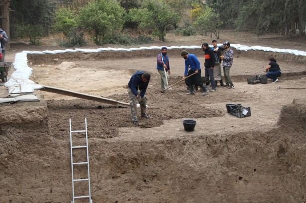 Foto - Deprem enkazından yüzlerce yıllık anlaşma çıktı! Anlaşma kime ait ve ne yazıyor? İşte şaşırtan gelişme