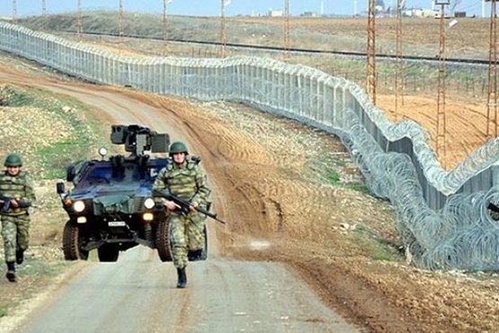 Foto - Deprem felaketi ile uğraşan Türkiye'ye karşı alçak işgal planı! İstihbarat alındı, peş peşe uyarılar geliyor