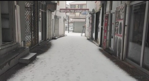 Foto - Deprem Kayseri'yi vurdu! Bir ilçe sessizliğe büründü