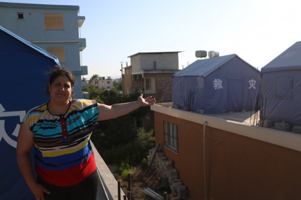 Foto - Deprem korkusu öyle bir şey yaptırdı ki... Gören inanamıyor bir daha bakıyor