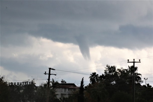 Foto - Deprem olur gibi! 1 senelik emek 5 dakikada uçtu