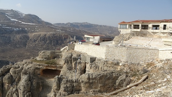 Foto - Deprem oraya zarar vermedi! 242 metre yükseklikte ama çizik bile yok
