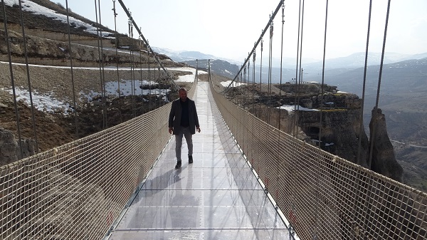 Foto - Deprem oraya zarar vermedi! 242 metre yükseklikte ama çizik bile yok