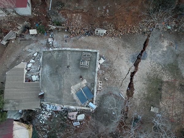 Foto - Deprem siloları hasar gördü