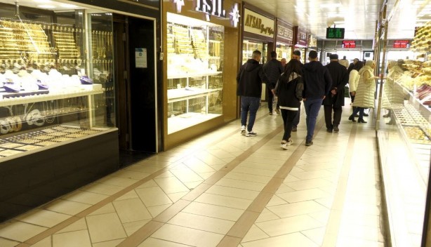 Foto - Altınını alan oraya koşuyor! 'Yer kalmadı' uyarıları yapılmaya başlandı