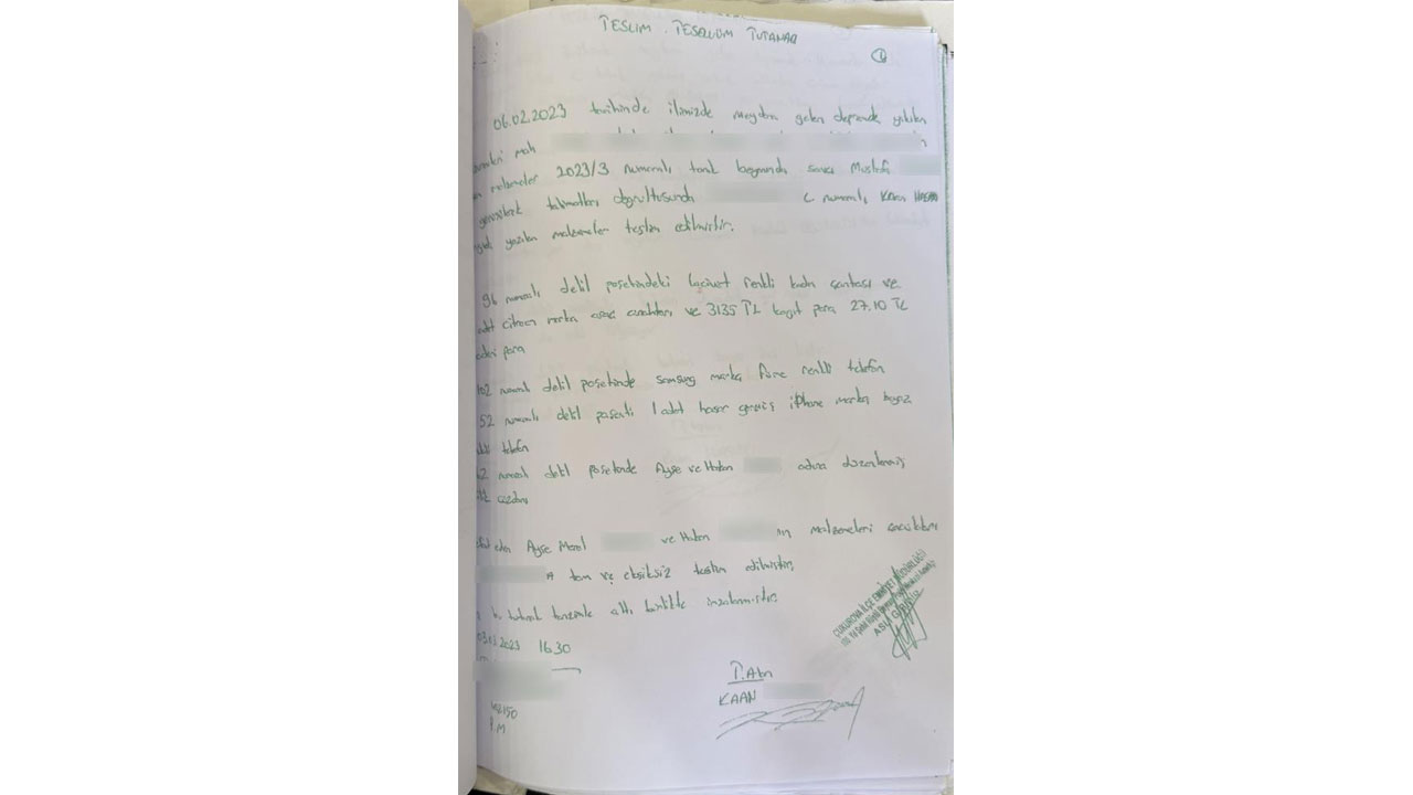 Foto - Deprem sonrası bakın ne yapmış! Apar topar ihraç edildi! Senin gibi polis olmaz olsun