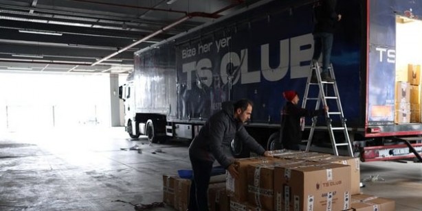 Foto - Deprem sonrası büyük yardım: Beşiktaş, Fenerbahçe, Galatasaray ve Trabzonspor'un yardım tırları yola çıktı