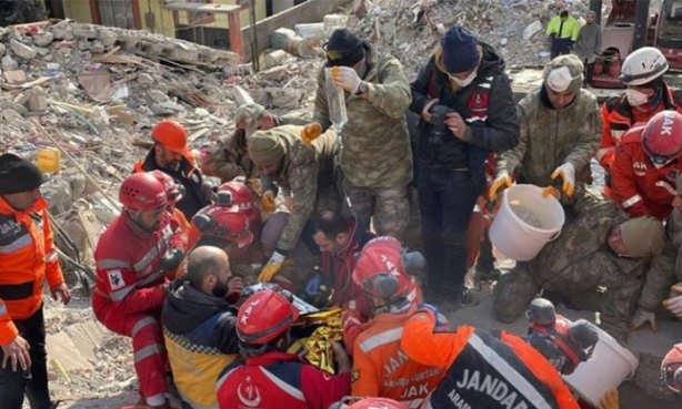 Foto - Deprem sonrası Doğa Rutkay Naci Görür'e patladı! Artık yeter