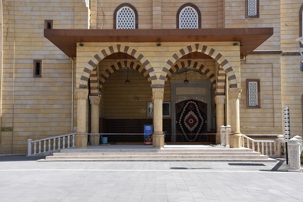 Foto - Deprem sonrası risk testi yapılacak! O cami ibadete kapatıldı