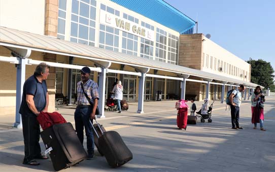 Foto - Deprem sonrası seferler durmuştu... 8 yıl sonra yeniden başladı