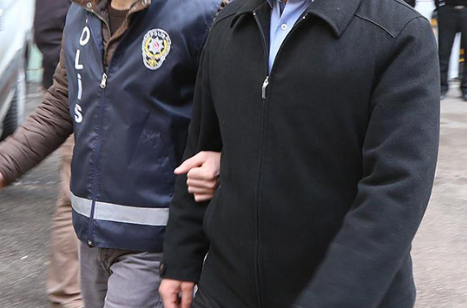 Foto - Deprem yardımlarını evine götüren emniyet müdürü artık yok!