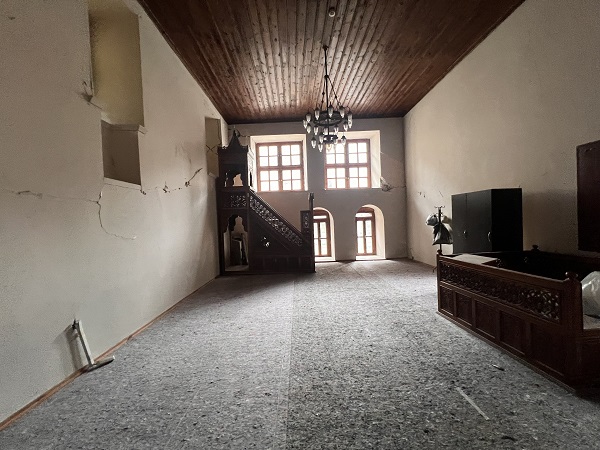 Foto - Depremde hasar gördü! Açılmaları bekleniyor