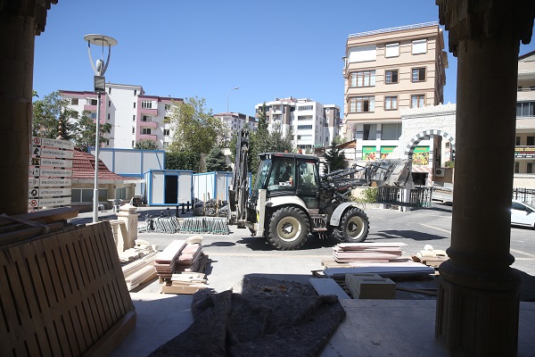Foto - Depremde hasar görmüştü! İşte Abdülhamit Han Camisi'ndeki son durum