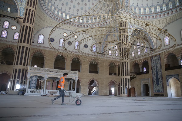 Foto - Depremde hasar görmüştü! İşte Abdülhamit Han Camisi'ndeki son durum