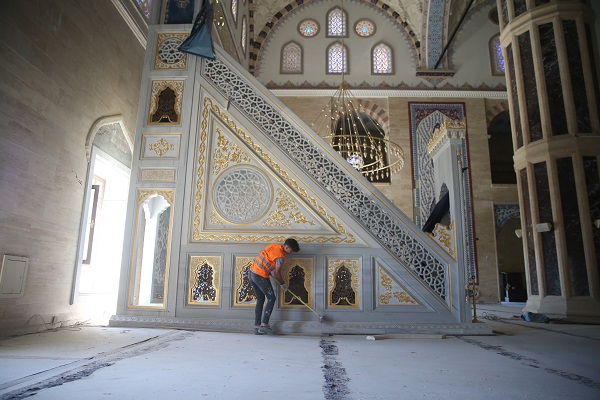 Foto - Depremde hasar görmüştü! İşte Abdülhamit Han Camisi'ndeki son durum