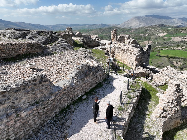 Foto - Depremde hasar görmüştü! Kahta Kalesi restore edilecek