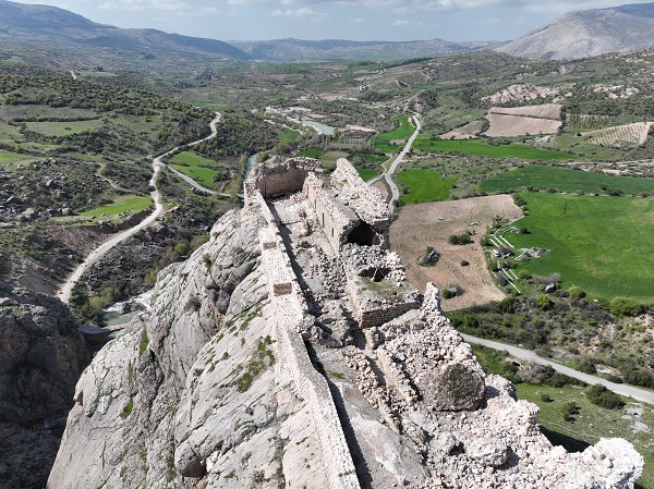 Foto - Depremde hasar görmüştü! Kahta Kalesi restore edilecek