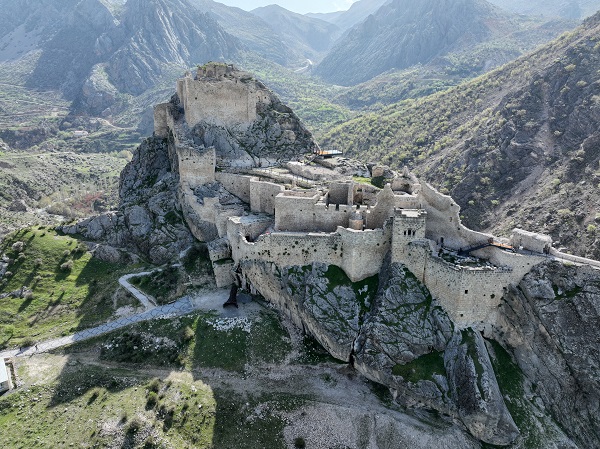 Foto - Depremde hasar görmüştü! Kahta Kalesi restore edilecek