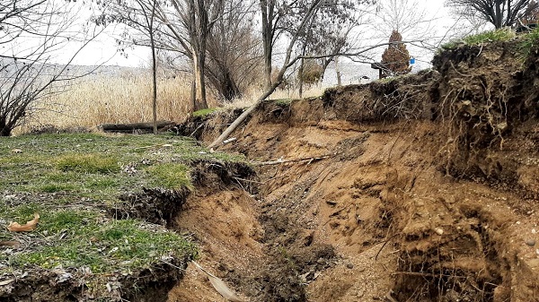 Foto - Depremde yaşandı! Bu gölün seviyesi bakın nasıl yükseldi?