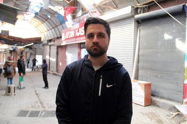 Foto - Depremden sonra ata mesleğini orada sürdürüyor