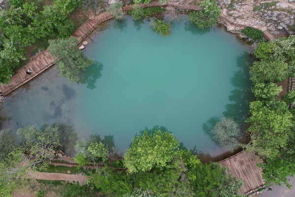 Depremden sonra çamura dönmüştü! O doğa harikası 3 ayda bu hale geldi