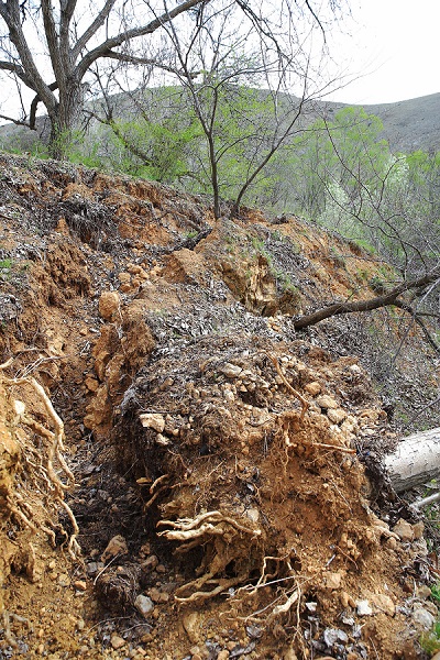Foto - Depremden sonra dağlar bu hale geldi