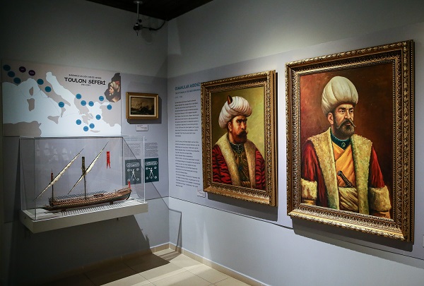 Foto - Depremden sonra kapanmıştı! Yeniden ziyaretçisiyle buluşacak