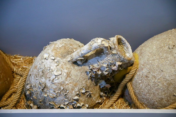 Foto - Depremden sonra kapanmıştı! Yeniden ziyaretçisiyle buluşacak