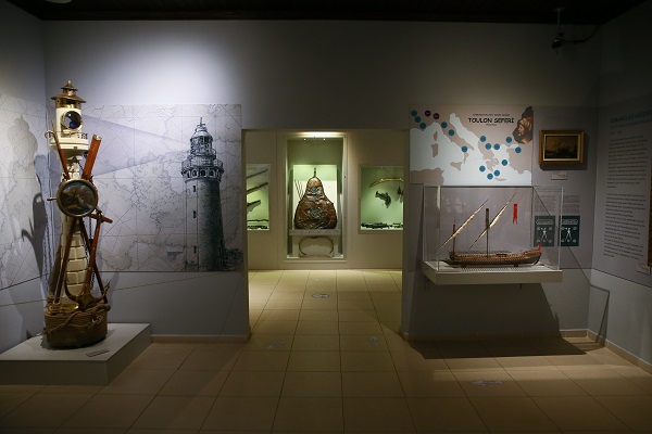 Foto - Depremden sonra kapanmıştı! Yeniden ziyaretçisiyle buluşacak