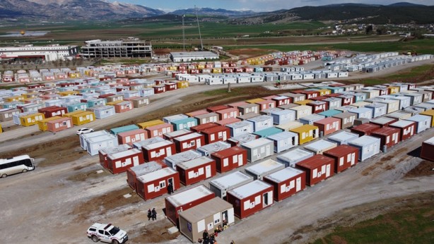 Depremin ardından AFAD gönüllü sayısı ikiye katlandı