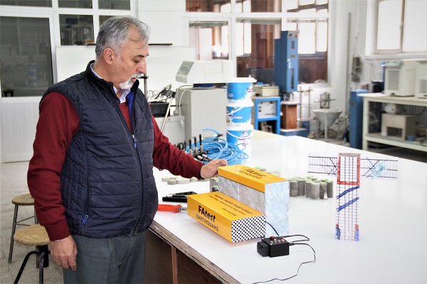 Foto - Depremin ardından uyarı cihazı geliştirildi