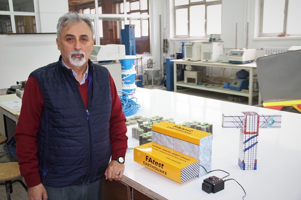 Foto - Depremin ardından uyarı cihazı geliştirildi