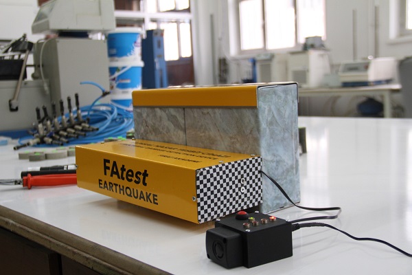 Foto - Depremin ardından uyarı cihazı geliştirildi