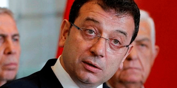 Foto - Depremin görüşüldüğü meclis toplantısına katılmadı