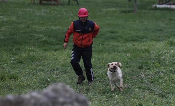 Foto - Depremin kahramanları böyle yetişiyor