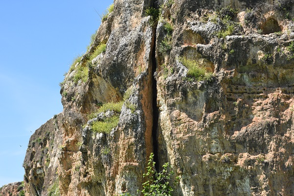 Foto - Depremin sebep olduğu hasar görüntülendi! Kızılin Kanyonu bu hale geldi