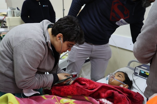 Foto - Depremin sembolü oldular! Ömer ve Umut'tan haber var