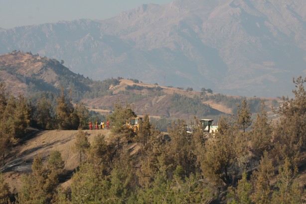 Foto - Depremin vurduğu Kahramanmaraş'ta orman yangını