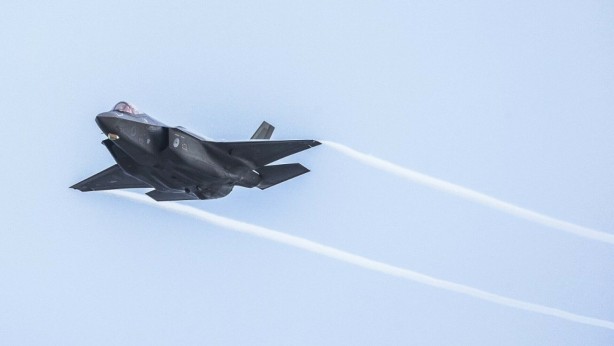 Foto - Depremin yaraları sarılmaya çalışılırken Türkiye'ye F-35 ayıbı! 