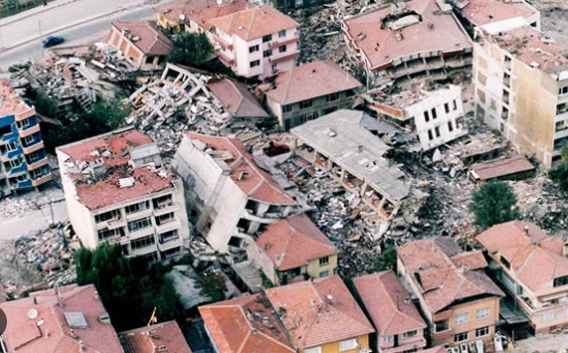 Foto - Depremle ilgili Türkiye'ye şok eden Haarp saldırısı iddiası! Uzman isim o iki askeri üssü işaret etti: Orada bir şeyler oluyor olabilir
